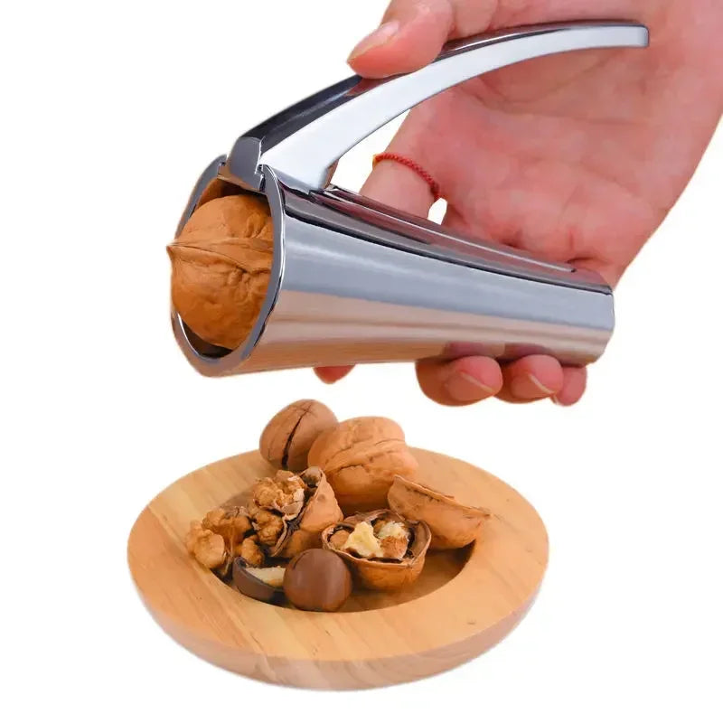 Walnut & Nut Cracker