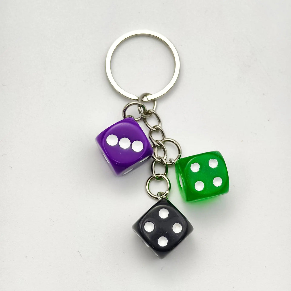 ميداليات مفاتيح إبداعية بشكل نرد ملون ثلاثي الأبعاد، حلقات مفاتيح صغيرة لطيفة للسيارة للرجال والنساء، دلاية حقيبة يد وظهر أكريليك، هدايا