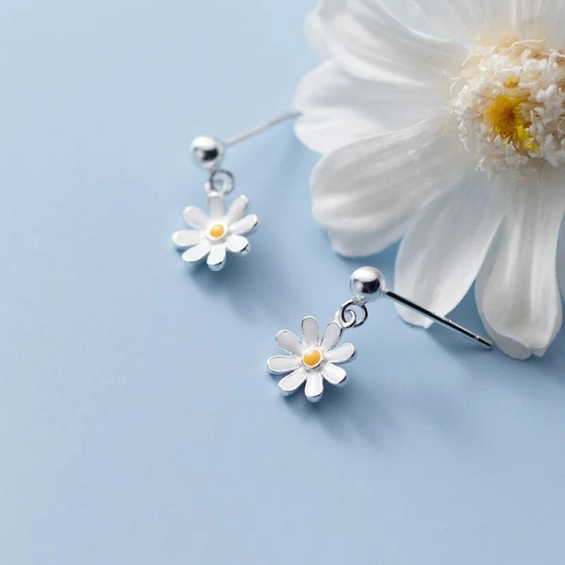 Small Daisy Flower Drop Earrings