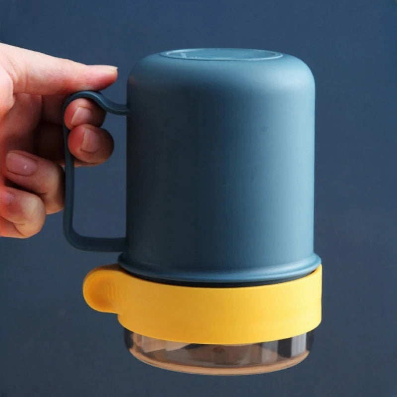 Breakfast Cup with Lid & Spoon 500ml