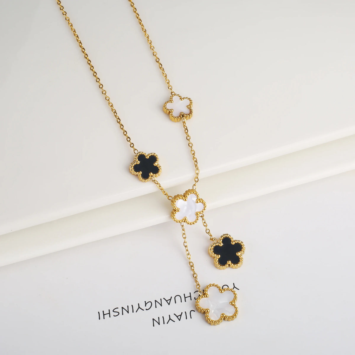 🍀 Five Leaf Clover Stainless Steel Bracelet