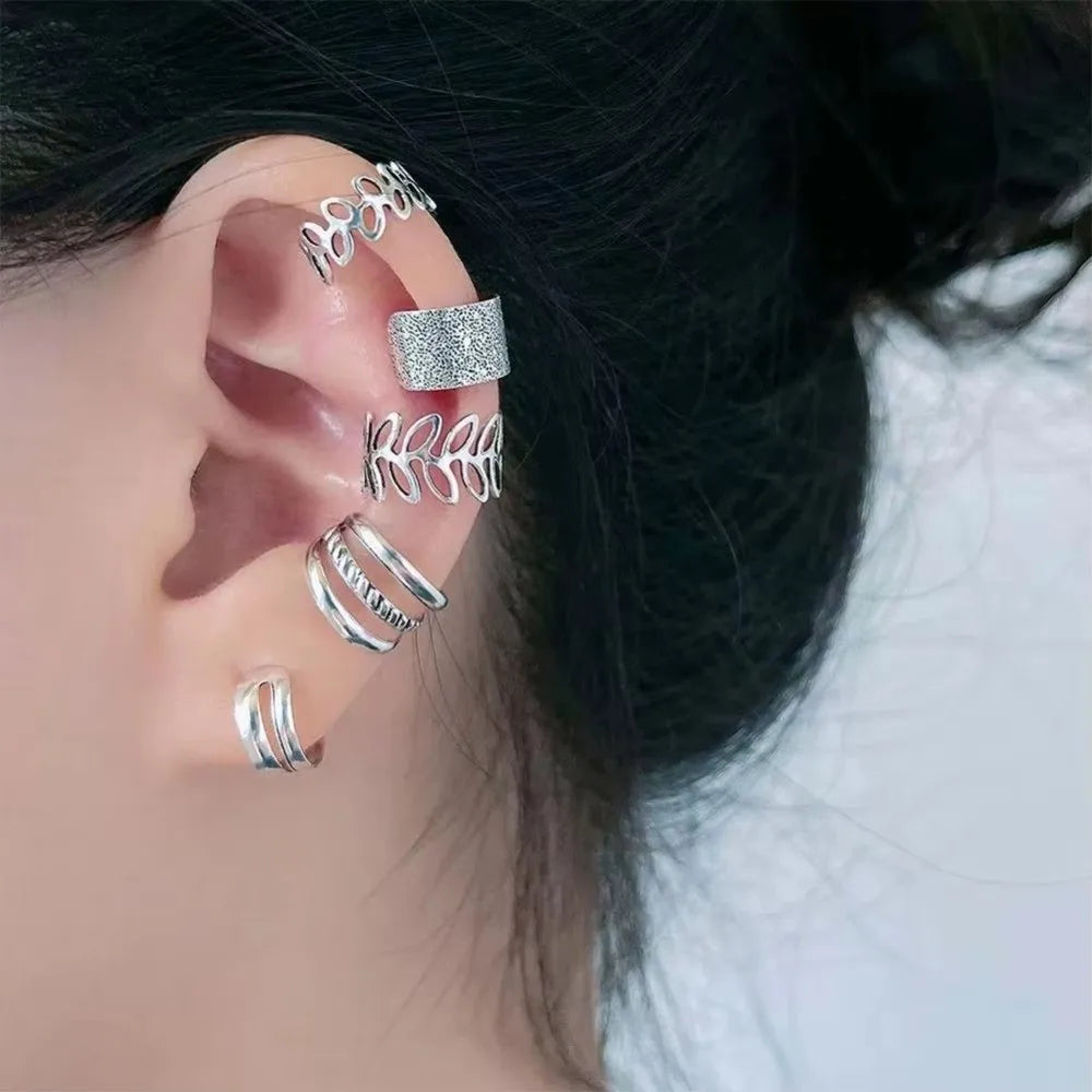 Smooth C-Shape Ear Cuff – No Piercing