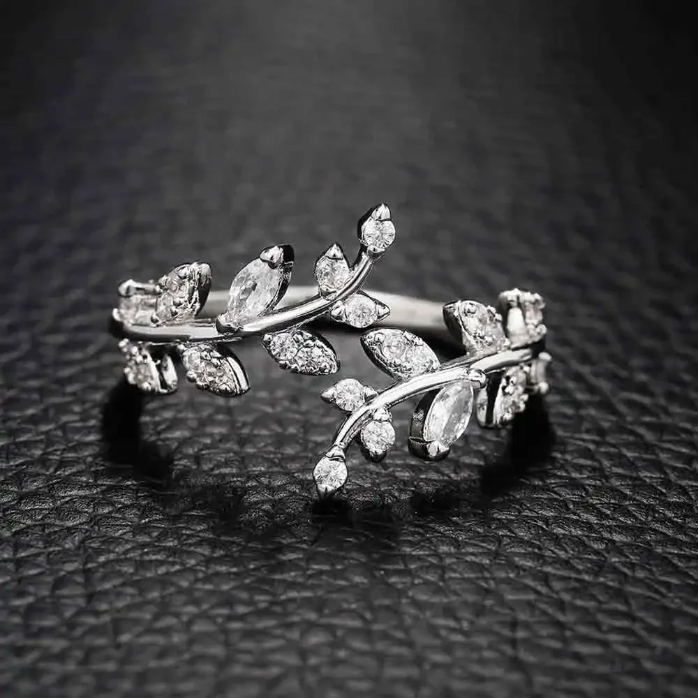 🍃 Korean Leaf CZ Adjustable Ring