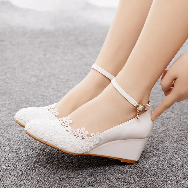 Women's Pearl Lace Wedge Bridal Pumps