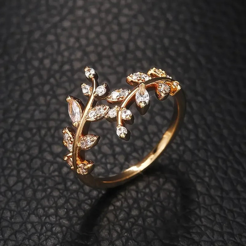 🍃 Korean Leaf CZ Adjustable Ring