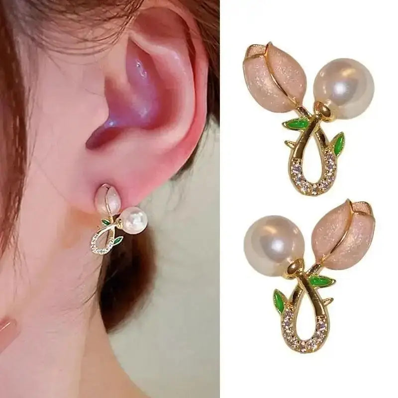 Heart Pearl Stud Earrings