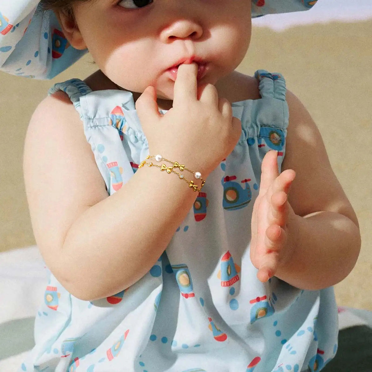 🎀 Children’s Bow Bracelet