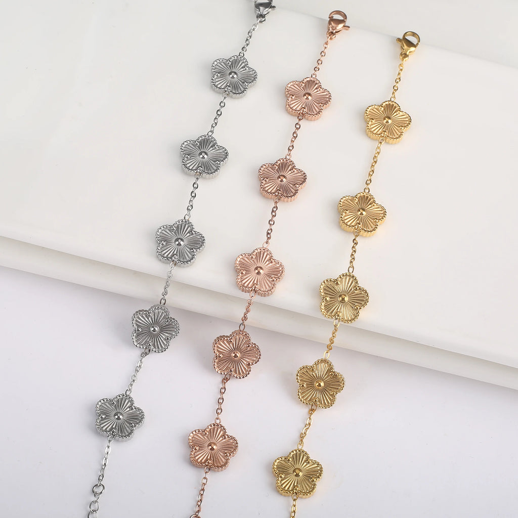 🍀 Five Leaf Clover Stainless Steel Bracelet