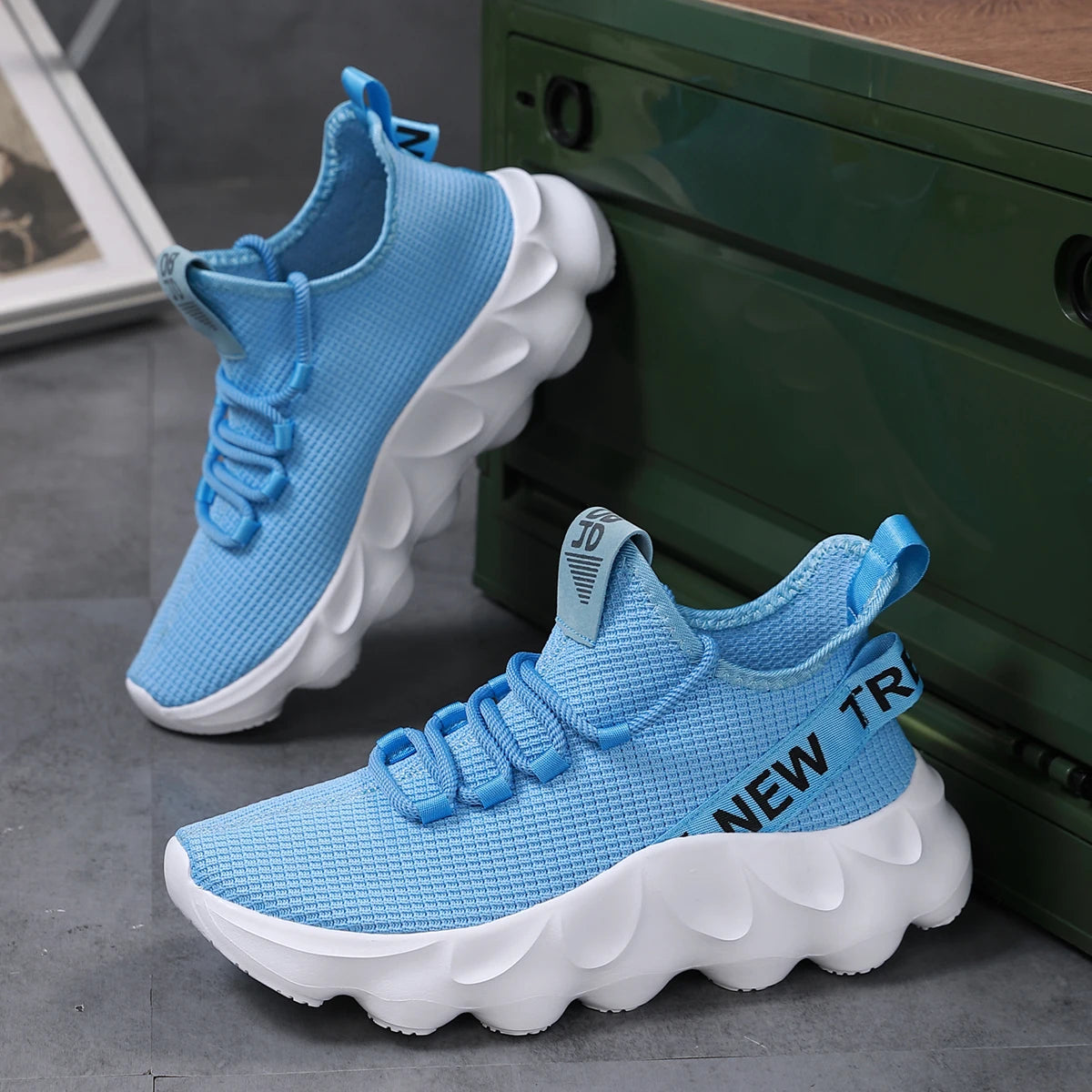 Men's Outdoor Hiking & Running Shoes