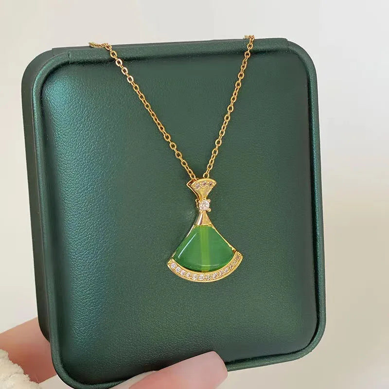 ✨ Light Luxury Zircon Crystal Necklace