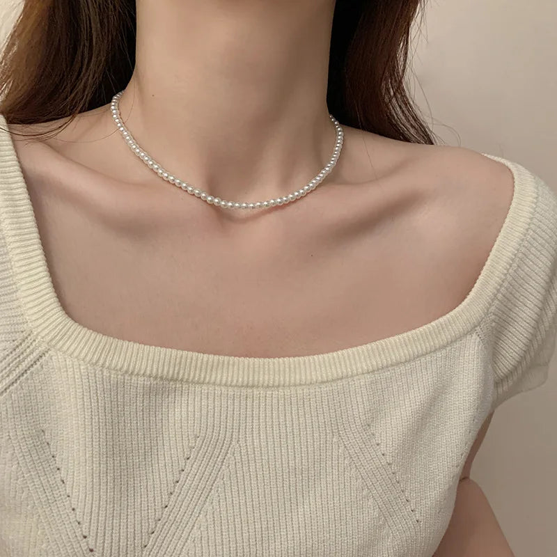 🤍 White Imitation Pearl Choker Necklace