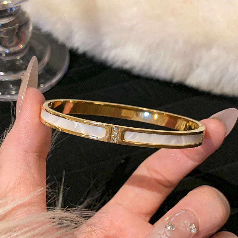 💎 Gold Stainless Steel Zircon Bangle