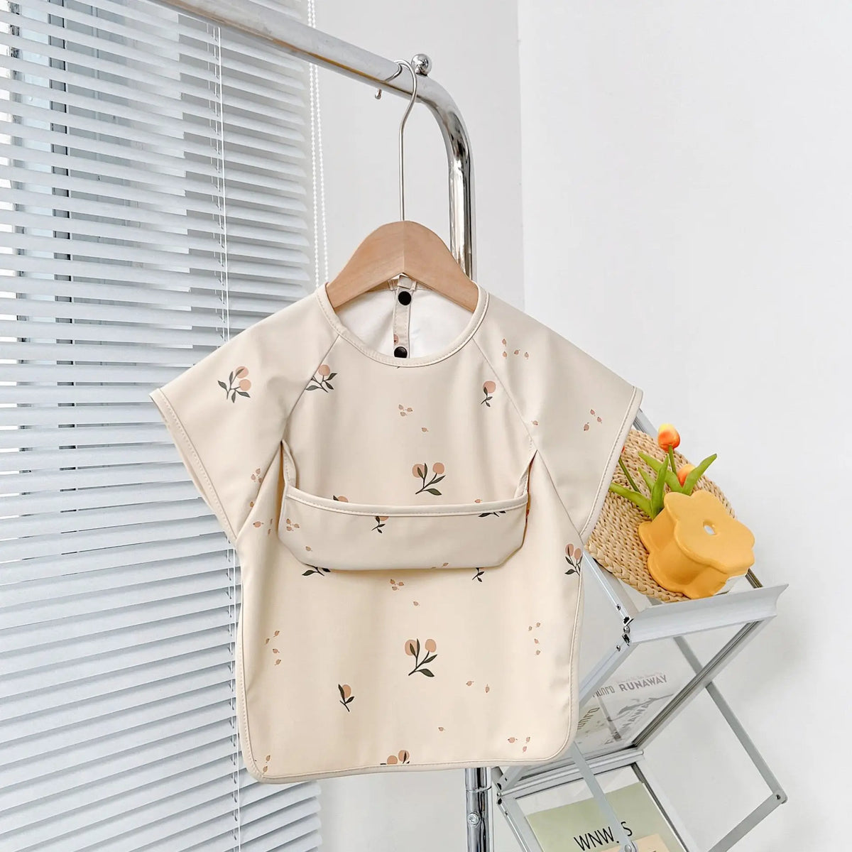 Waterproof Long-Sleeve Baby Bib