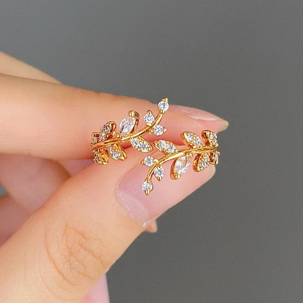 🍃 Korean Leaf CZ Adjustable Ring