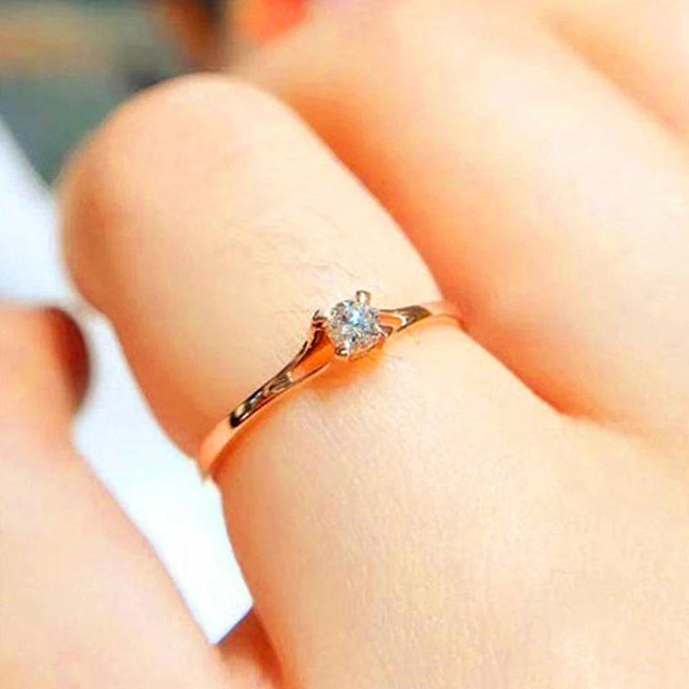 💍 Huitan Cubic Zirconia Wedding Ring