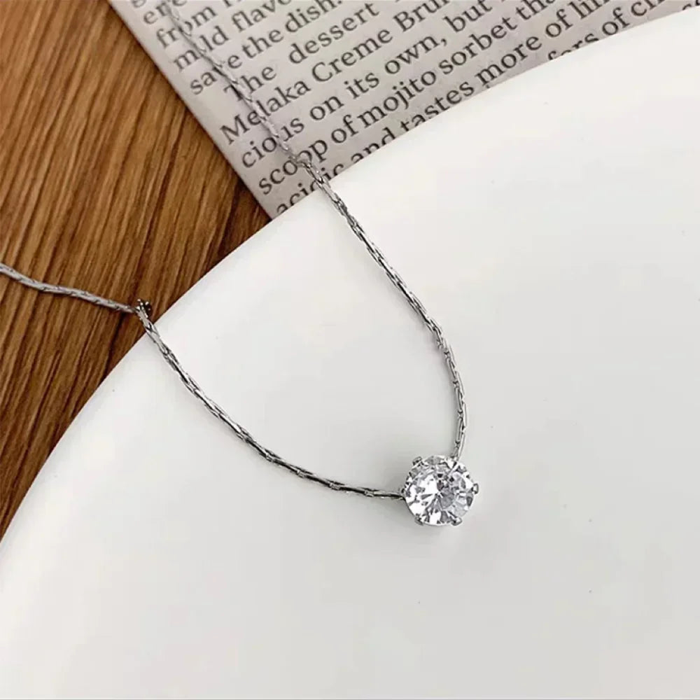 ❤️ Heart Zircon Charm Necklace
