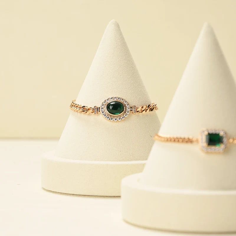 Conical Bracelet Display Stand