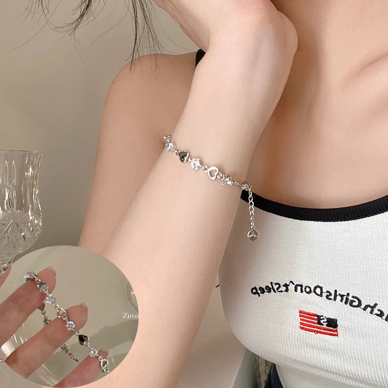 🌸 Zircon Flower Alloy Bracelet