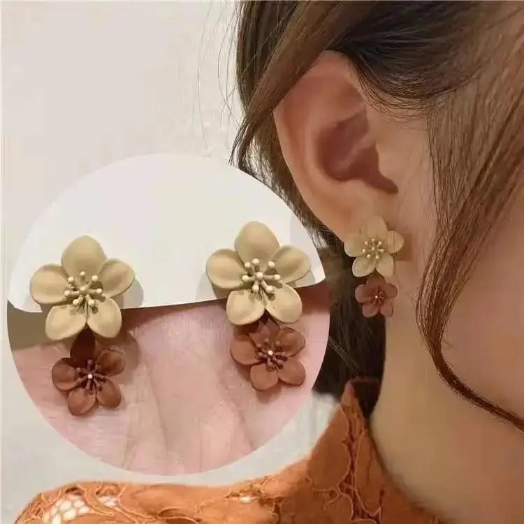 Heart Pearl Stud Earrings