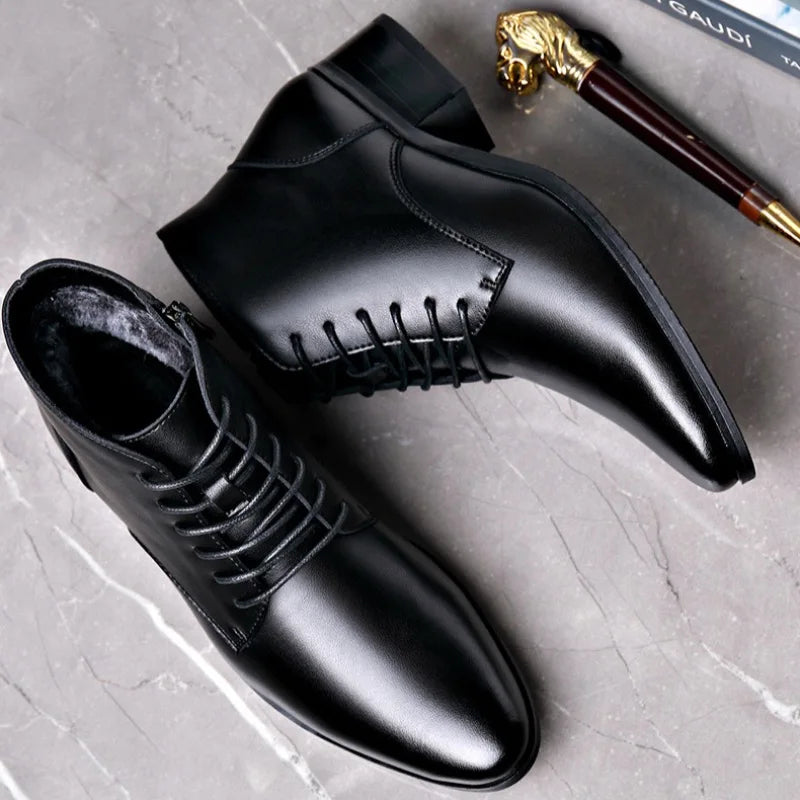 Men's Plush Lace-Up Leather Boots