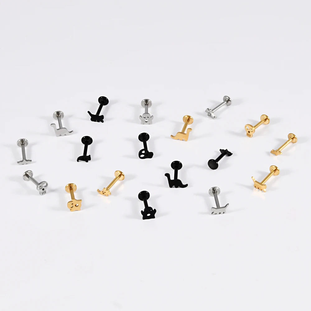 Skeleton Hand Cartilage Stud (16G)