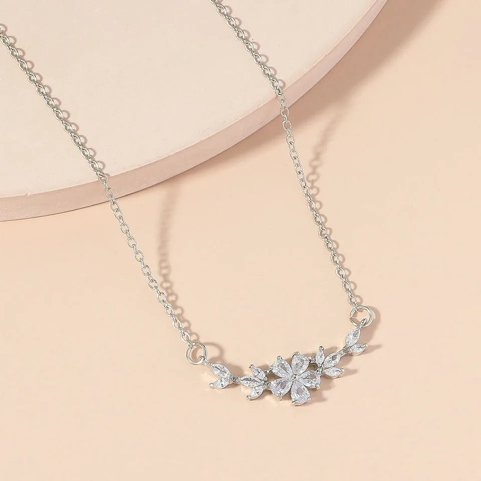 🌸 ZAKOL Zircon Flower Pendant Necklace