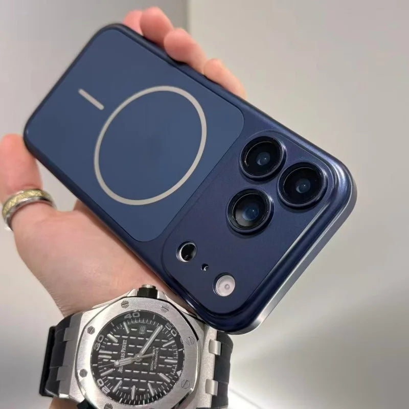 🔘 Metal Color Magnetic Charge Case